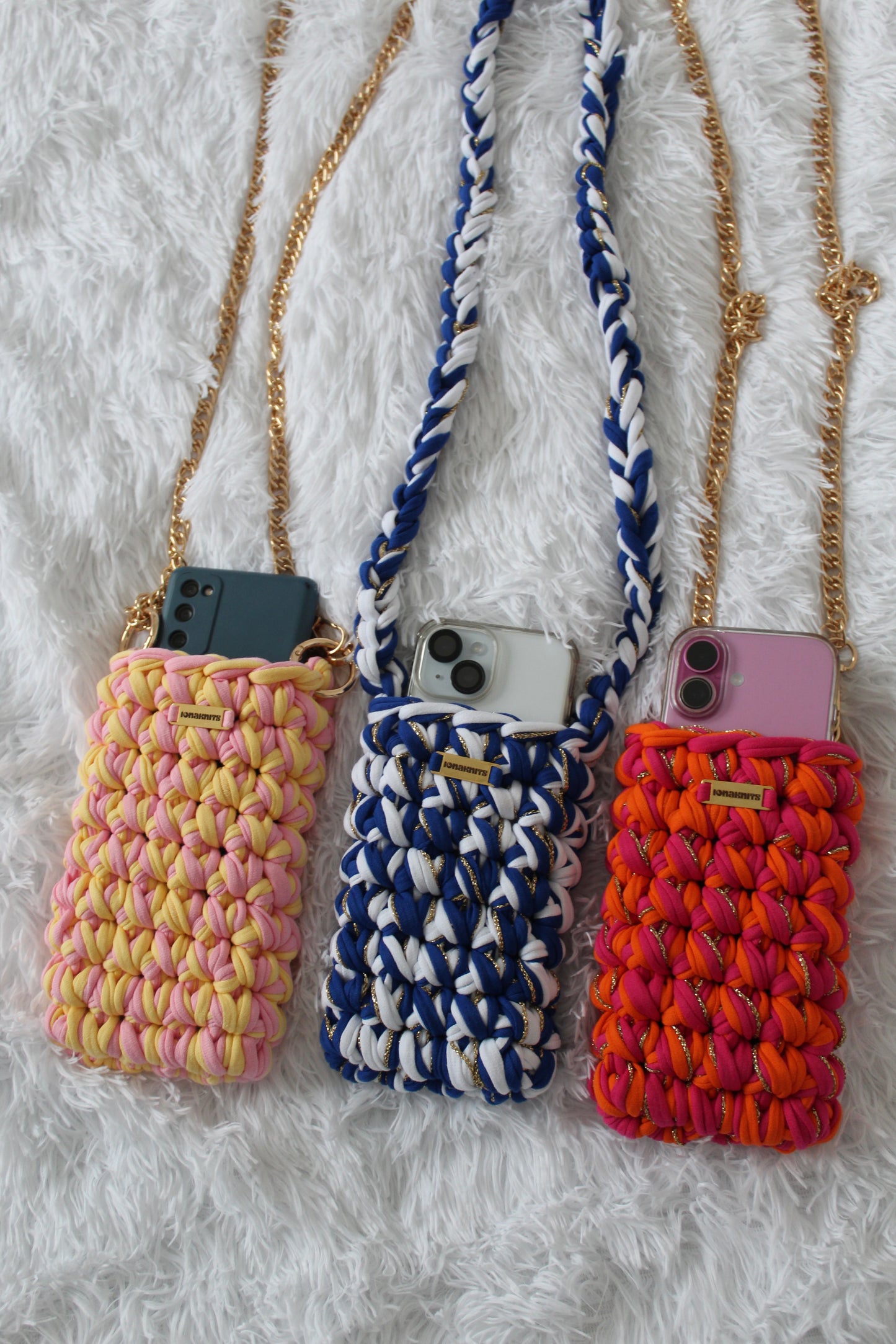 PHONE SLEEVE 