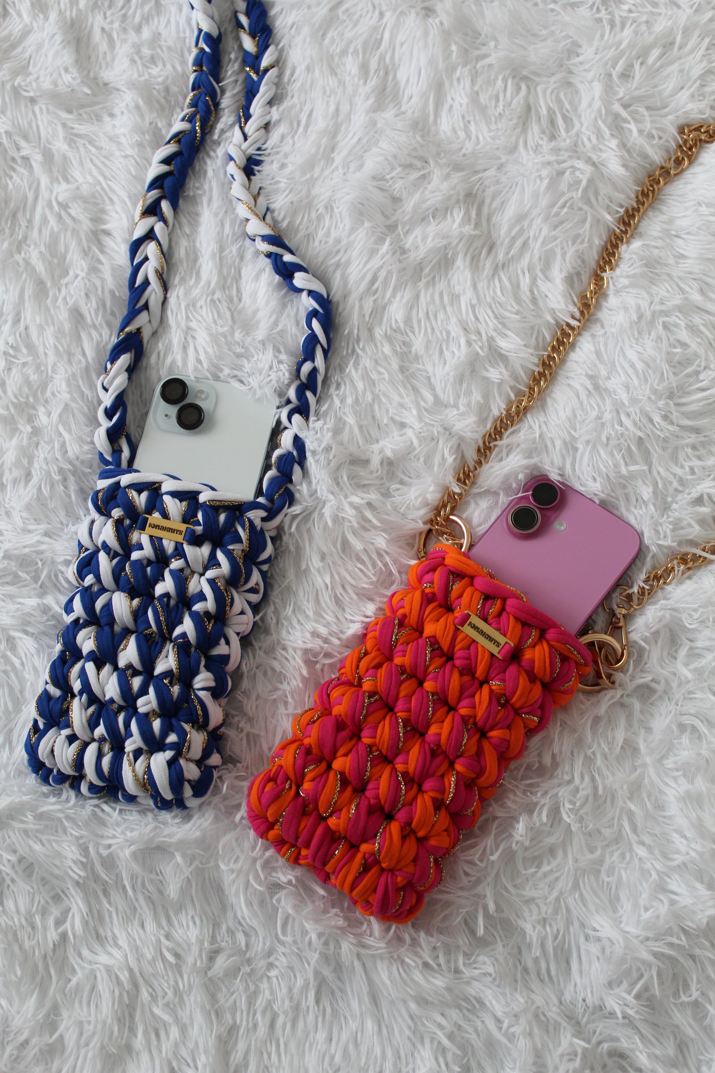 PHONE SLEEVE 