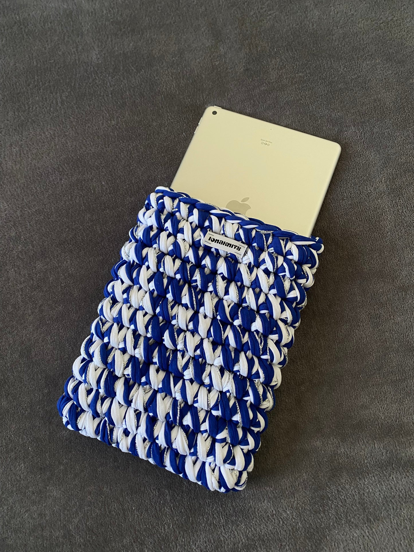 IPAD & LAPTOP SLEEVE