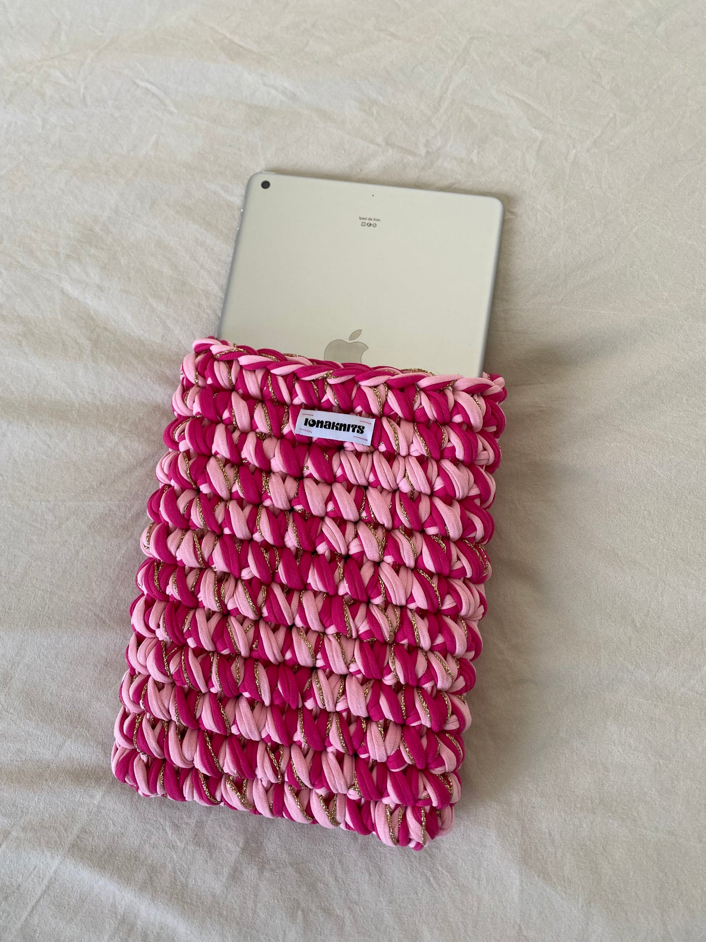 IPAD & LAPTOP SLEEVE